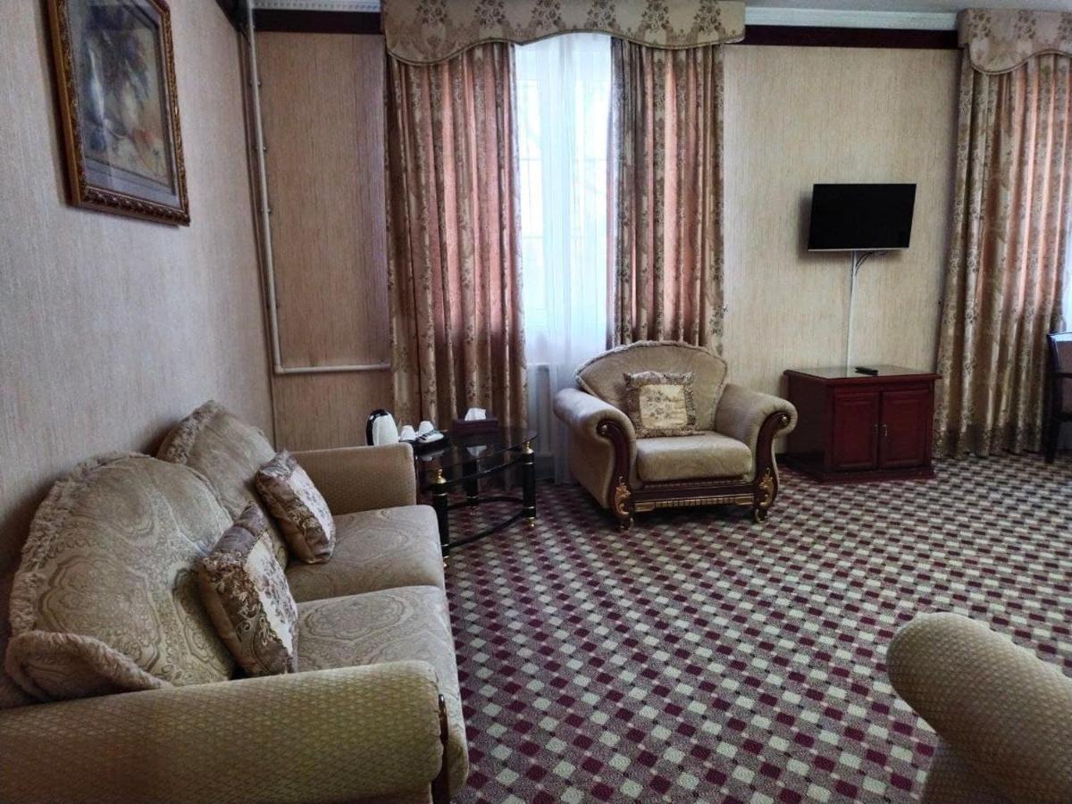 Asia Tashkent Hotel Exterior foto
